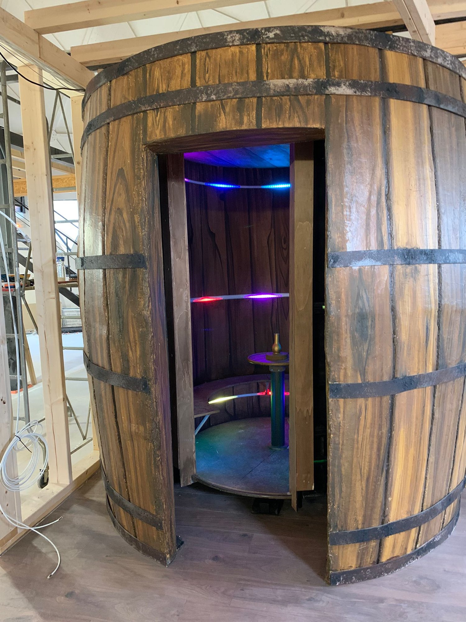 The barrel airlock, open, interior lighting on