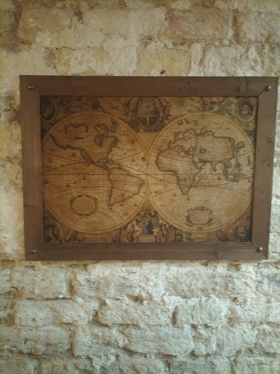 La carte du monde de la cabine du capitaine